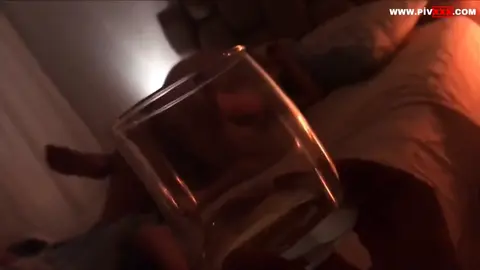 İzmirli Çift Karısı Yatakta sikilirken video çekerek izliyor