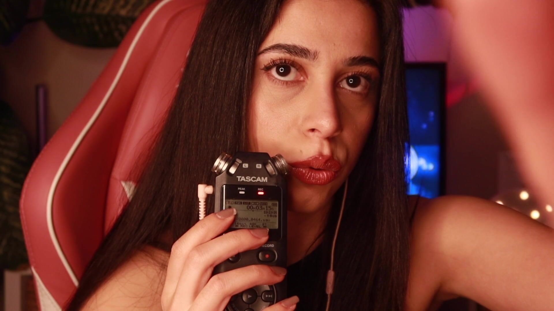 Mehtap Ziyagil ASMR creating Asmr Videos Patreon-03