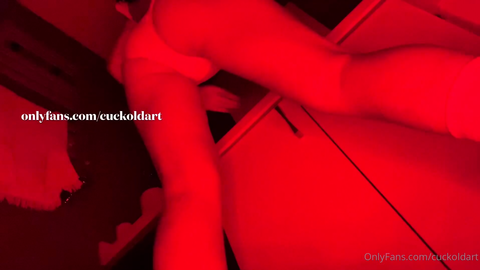 Duşa giriyorum bebeklerim – Hotwife Duru