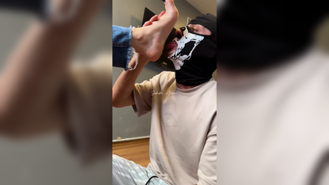 Ayak tokadı • Queen Aliss