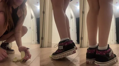 Elma eziyorum • Goddess Freyja