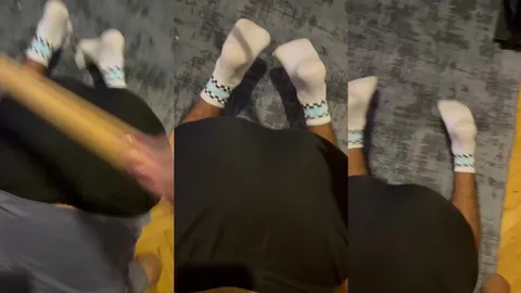 Spordan sonra ki ayaklarımın kokusu varken başka hiç bir şey hissetmezmiş.. • Sahibe Leyla