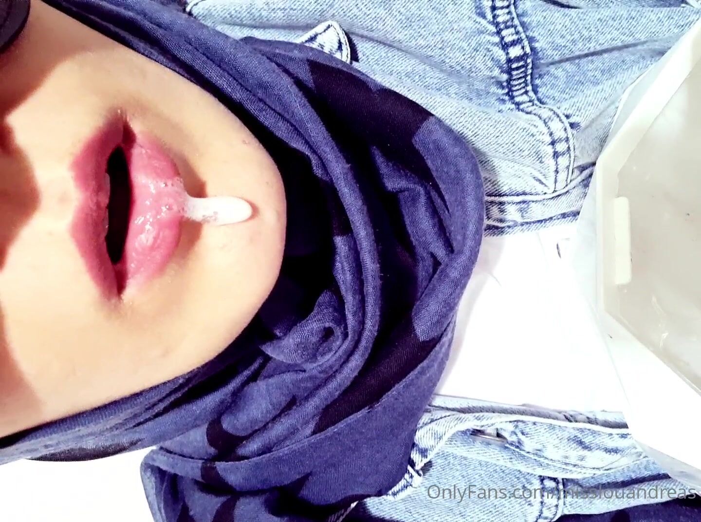 Sesim kısık ama idare edin • Queen Salome