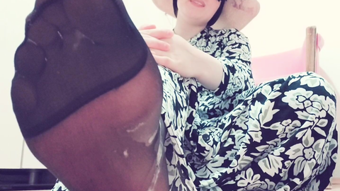 Cuckold köle aşağılama videosu pek tarzım değil ama yine de çekip paylaşmak istedim hahaha • Queen Salome