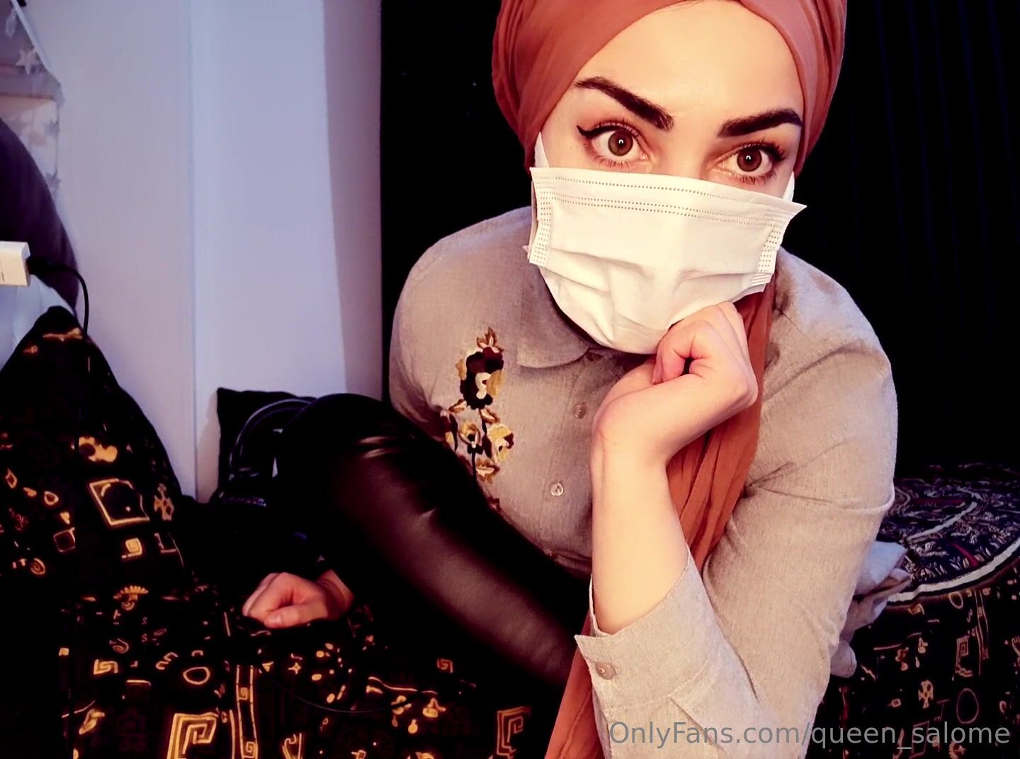 Beğeni butonu çökmeli • Queen Salome