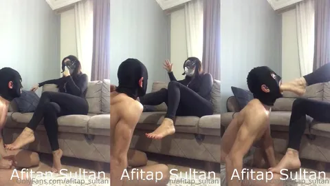 En keyifli zamanın sahibenin ayaklarının altında geçirdiğin zamandır • Mistress Afitap