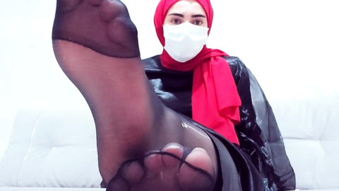 Saten elbiseli kraliçen bamya pipili seni aşağılıyor • Queen Salome