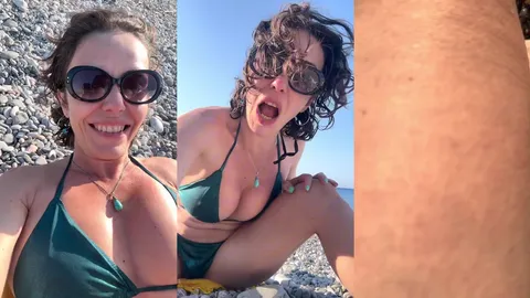 Karolin Fişekçi Plajda Bikiniyle Seksi Selfieler Çekiyor
