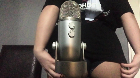 Senadeska asmr sexi patreon video