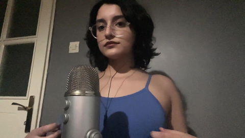 Senadeska ASMR Kıyafet çıkarma