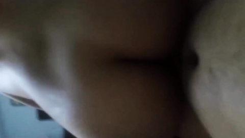 İzmirli 20Lik Sevgilisi Ebruyu Eve Atmış Kıza Sakso Çektirip Sonrada Kucağında Sikiyor