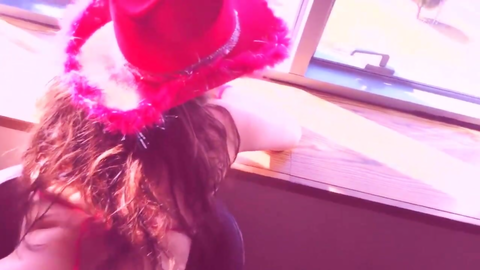 İzmirli Sevgilisini Pencereye Domaltmış Sikerken Ben Bu Göte Şapka Çıkarırım Diyor