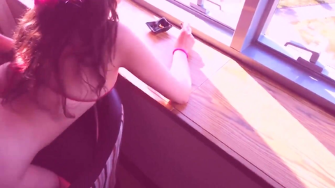 İzmirli Sevgilisini Pencereye Domaltmış Sikerken Ben Bu Göte Şapka Çıkarırım Diyor