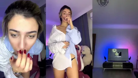 Tango Açi Kaşar Odasında Soyunup Poz Veriyor Sigara İçerek Tahrik Ediyor