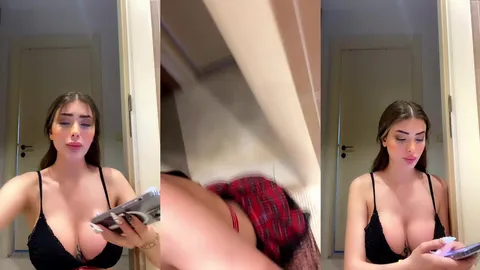 Celine Tango Banyoda Göğüslerini Okşuyor Parmak Yalıyor