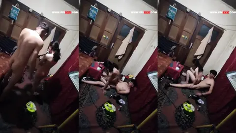 Üniversiteli sevgililer evde kucakta sikişiyorlar 2
