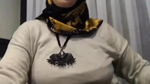 Türbanlı yayın