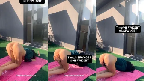 Zeydcarey Alya Vural balkonda kalçalarını sergiliyor