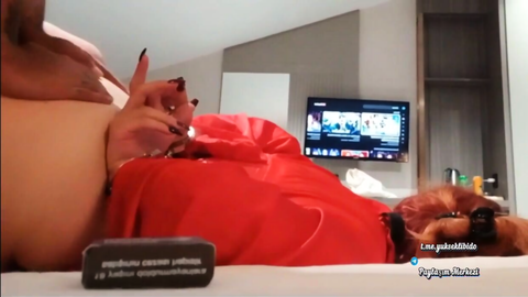 hottiekitty gag'la bağlanıp erkeğiyle sert sikişiyor