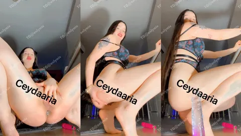 ceydaaria dildoyla amını doldurup inliyor