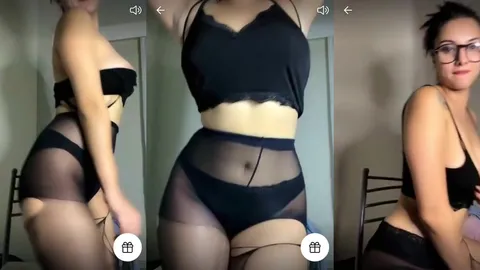 tango bloom tangoda memelerini açıp götünü gösteriyor