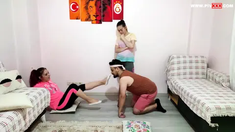 SPOR HOCASINI KÖLESİ YAPIYORLAR