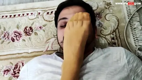 ACIMASIZ BİR KRALİÇE