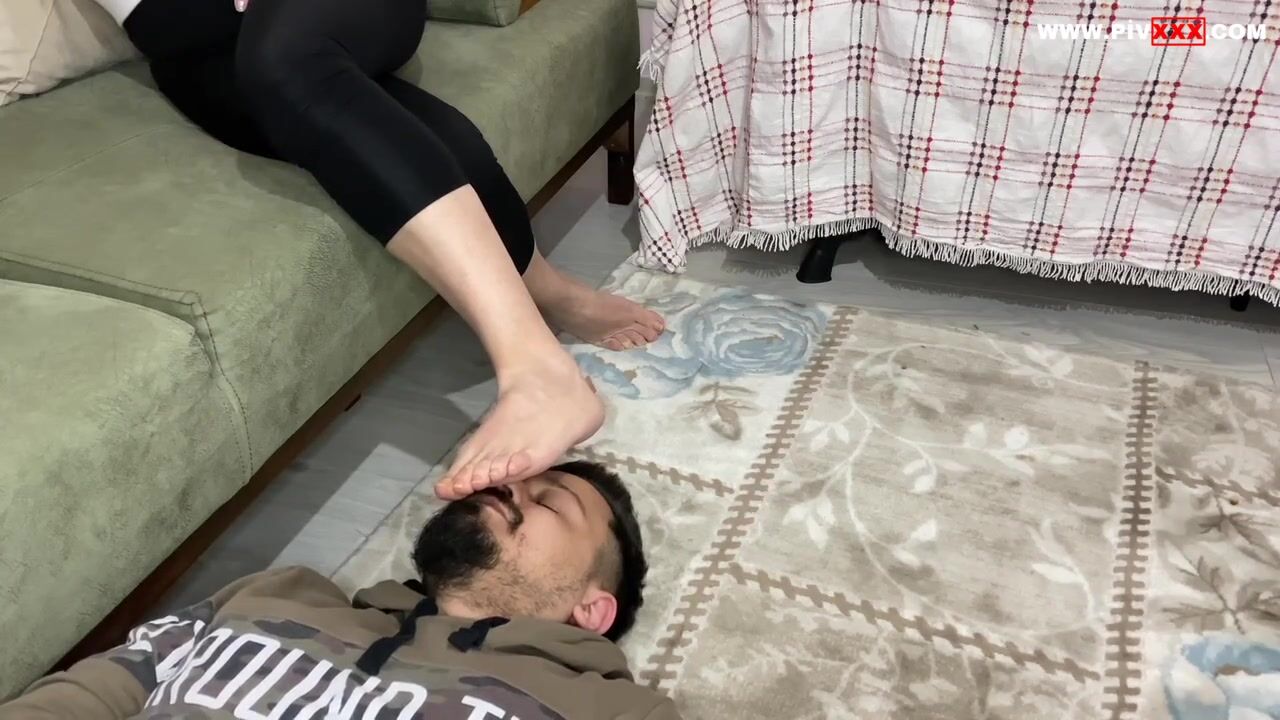 SÜRPRİZ KRALİÇE YENİDEN SİZLERLE