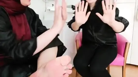 Bize itaat edeceksin