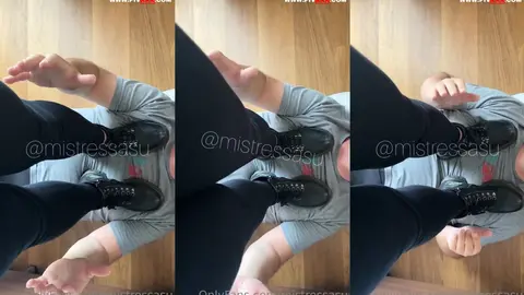 Traktör terliği gibi botlarımın ve kilolarca ağır bedenimin altında kıvranan, ayaklarıma aşık bir köle izliyorsunuz