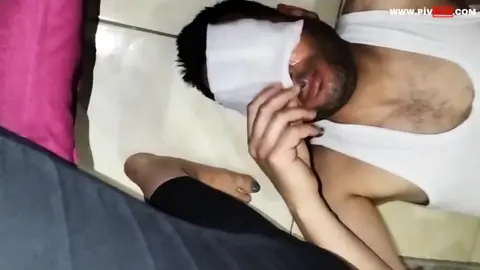 Köleyi besliyorum