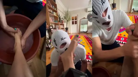 Ayağımı yıkatıp masaj yaptırdım