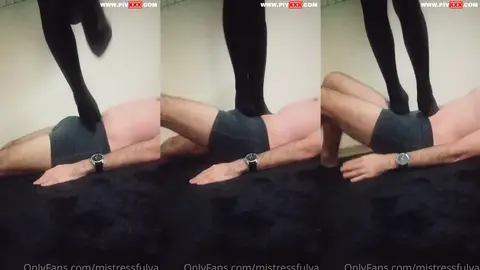 Hem trample hem o işe yaramaz pipini ezmek...