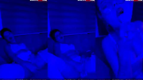 Tango Doa Ifşa Loş Işıkta Jartiyerli Dildo Sapladı