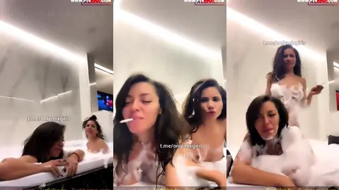 Tango Pole Ifşa 2 Kız Jakuziden Nude Yayın Yaptı
