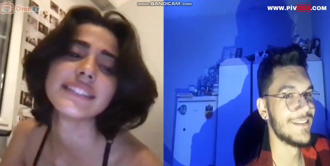 Omegle'de Karşısına Çıkan Kızı Konuşarak Azdırdı!